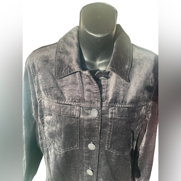 CABI  women’s Tuesday Topper Charcoal Velvet Shirt Jacket sz XS preloved 
#3730 - Picture 7 of 8